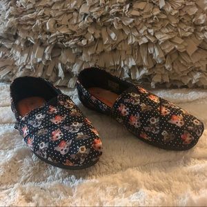 REDUCED Skechers Bob Shoes